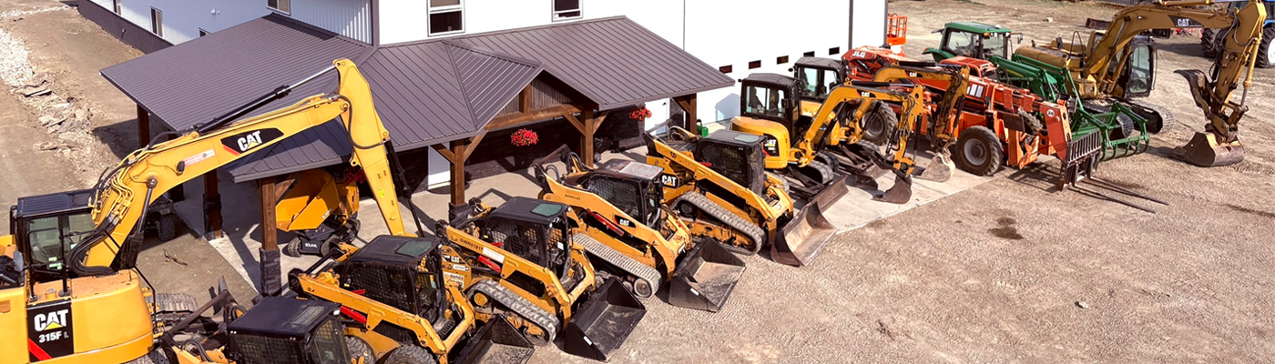 forklift lifting pallets